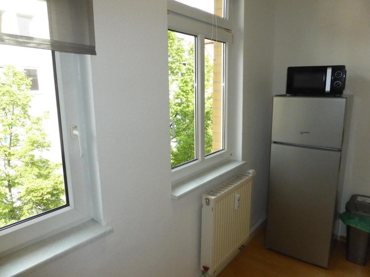 Jena City Apartment, Balkon, Sonnig, Wifi, Parkplaetze, Naehe Zentrum Экстерьер фото