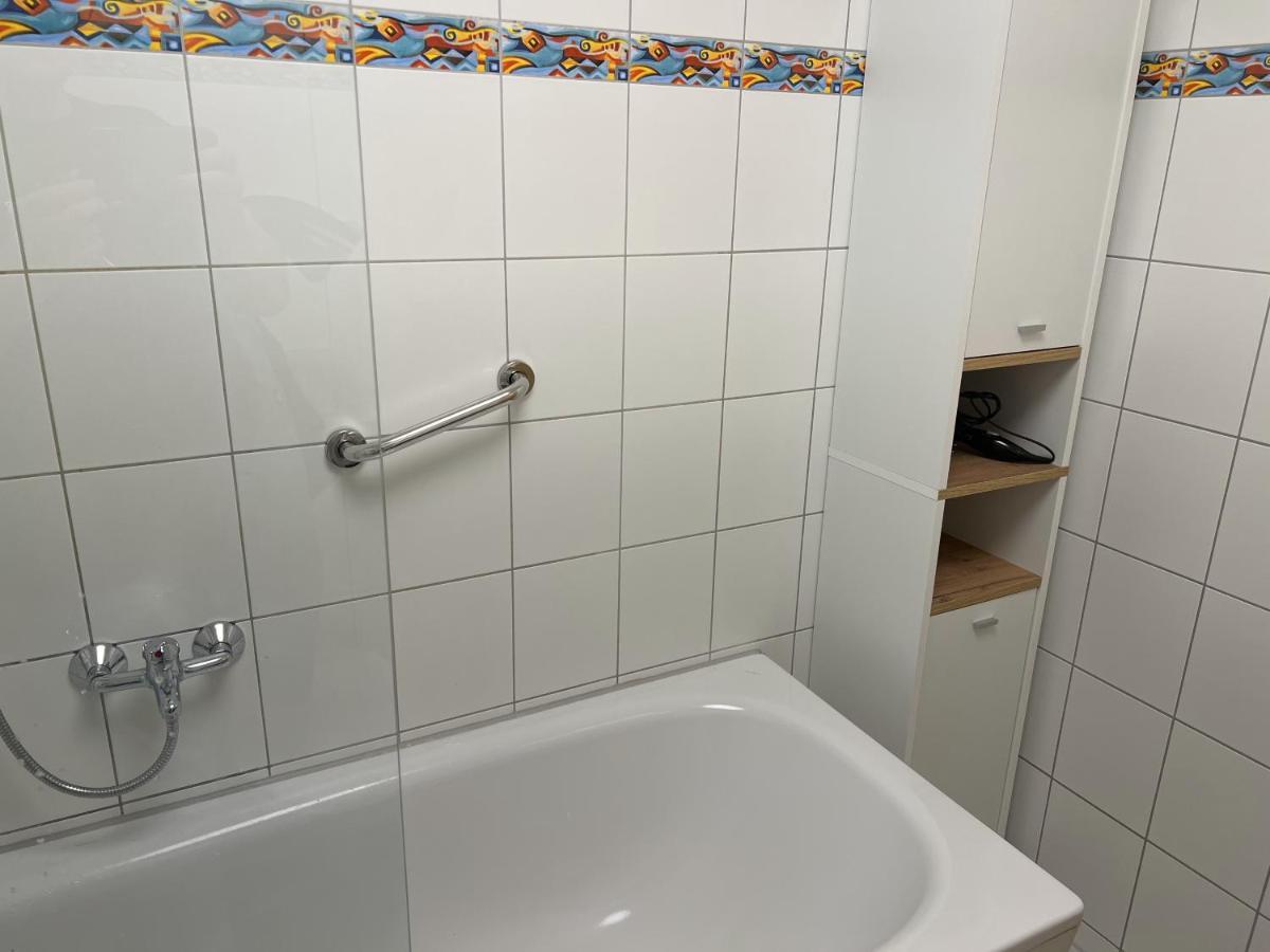 Jena City Apartment, Balkon, Sonnig, Wifi, Parkplaetze, Naehe Zentrum Экстерьер фото