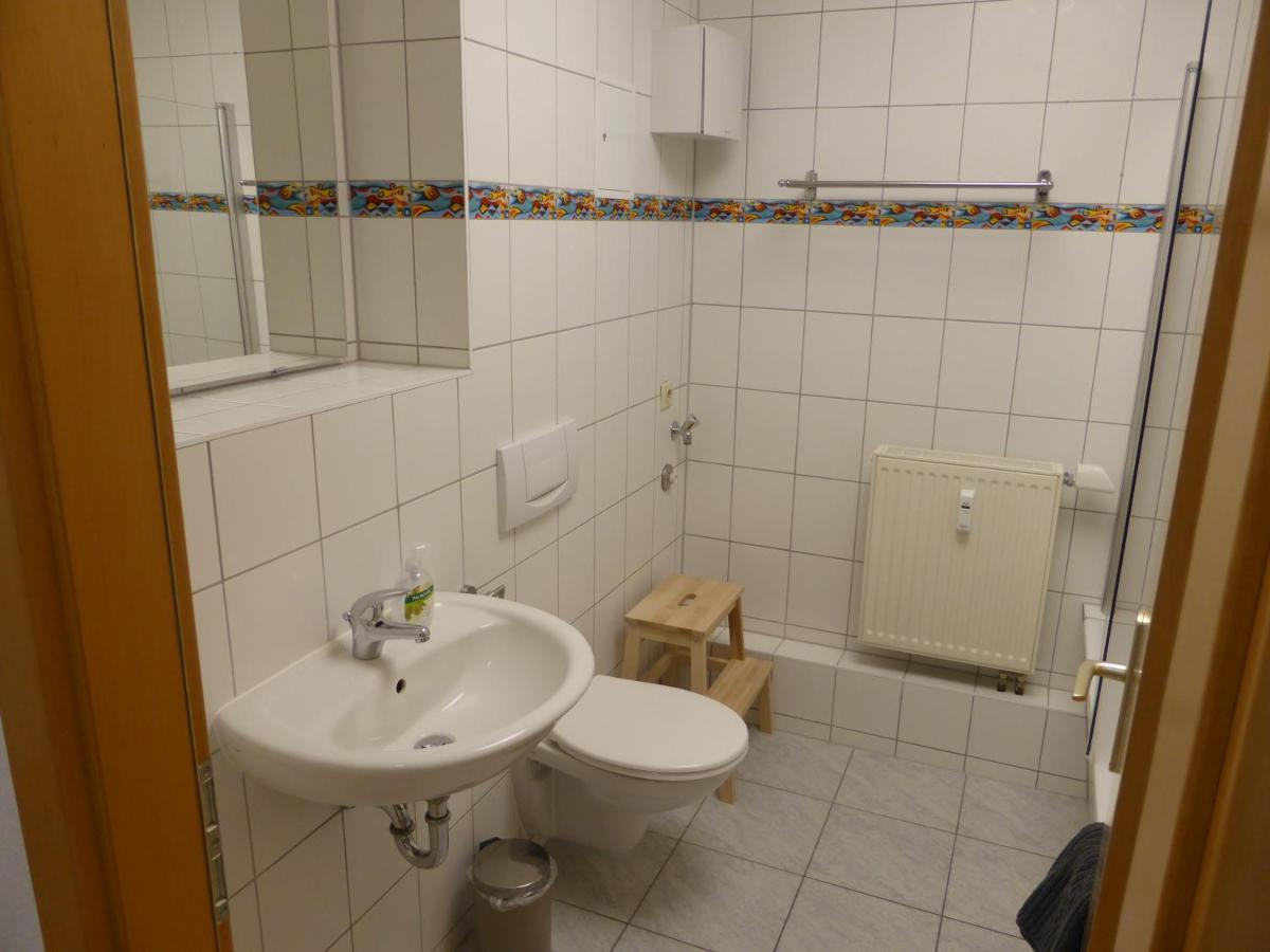 Jena City Apartment, Balkon, Sonnig, Wifi, Parkplaetze, Naehe Zentrum Экстерьер фото